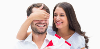 Praktyczny prezent na Dzień Chłopaka. Portfel, pasek, torba?