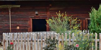 Człowiek powinien budować swojej budowy