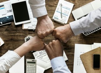 Studia dają lepsze możliwości w szukaniu pracy Studia dają lepsze możliwości w szukaniu pracy