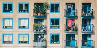 Domy drewniane a murowane