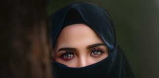 Kupowanie odzieży lub butów