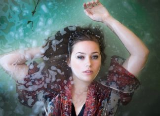 Piękny uśmiech i zdrowe zęby. Piękny uśmiech i zdrowe zęby.