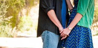 Pierścionek zaręczynowy - czy białe złoto to dobry wybór