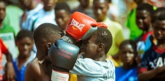 Jak zapakować lizaki?