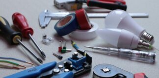 Jak się montuje markize?