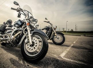 Czy można jeździć motorem 50 na kartę rowerową?