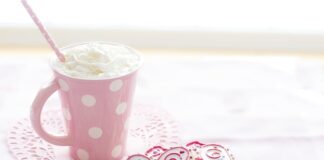 Dlaczego czekoladą pęka na cake pops?