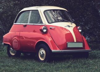 Ile jedzie Microcar?