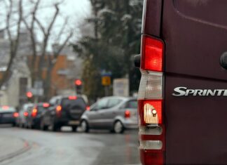 Gdzie szukać aut z Japonii? Gdzie szukać aut z Japonii?